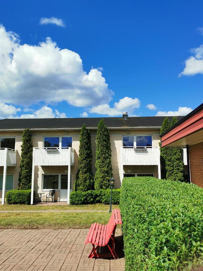Green Door Hotel Soderakra Luaran gambar